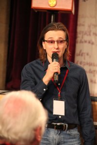 На снимке: Выступает российский актёр, Народный артист Российской Федерации Сергей Безруков: "Поэтому в качестве предложения, коротко и ясно. Фонд поддержки литературы наподобие фонда поддержки кино, который бы как раз занимался поддержкой той самой современной драматургии, а это и гранты, и премии, и так далее  - всё, что с этим идёт… Поддержка как раз драматургии, современных, молодых, равно как и драматургии кино и театра в том числе..."