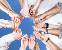 Стихи возьмемся за руки