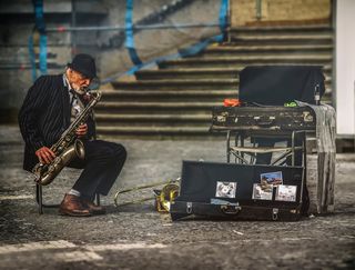 Старый музыкант стих