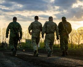 Путь к победе стих