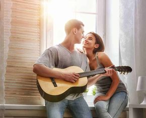 Стих сыграй