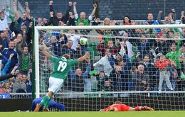 Короткие стихи футбол